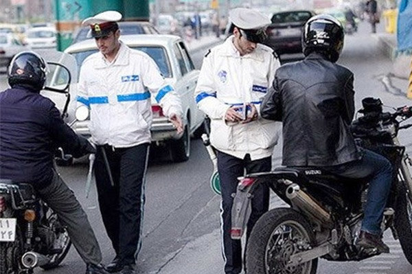 انجام طرح نظم و امنیت ترافیکی در گرمسار؛ ۵۳ موتورسیکلت توقیف شد