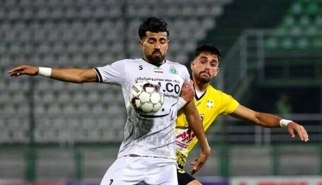 مهاجم آلومینیوم راهی چادرملو شد