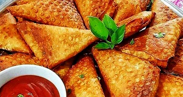 سمبوسه پیتزایی؛ ترکیبی خوشمزه که از خوردنش سیر نمیشی