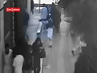 نخستین تصاویر از آغاز حمله تروریست‌ها به دادگستری زاهدان