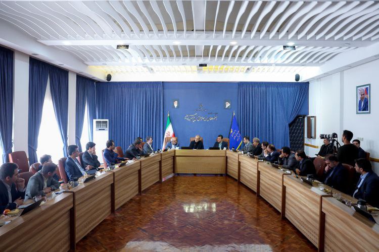 پزشکیان تاکید کرد: نخبگان و مردم؛ کلید حل مشکلات کشور