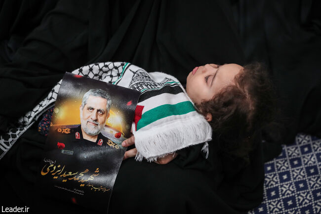عکس/ تصاویری از حضور رهبر معظم انقلاب در مراسم بزرگداشت شهدای جنگ تحمیلی اخیر