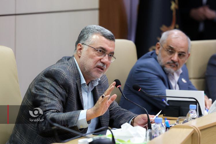 عکس/ حضور رئیس‌جمهور در وزارت بهداشت، درمان و آموزش پزشکی 