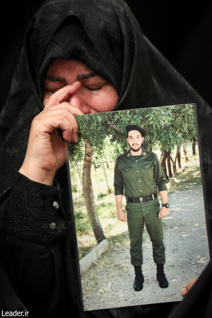 عکس/ تصاویری از حضور رهبر معظم انقلاب در مراسم بزرگداشت شهدای جنگ تحمیلی اخیر