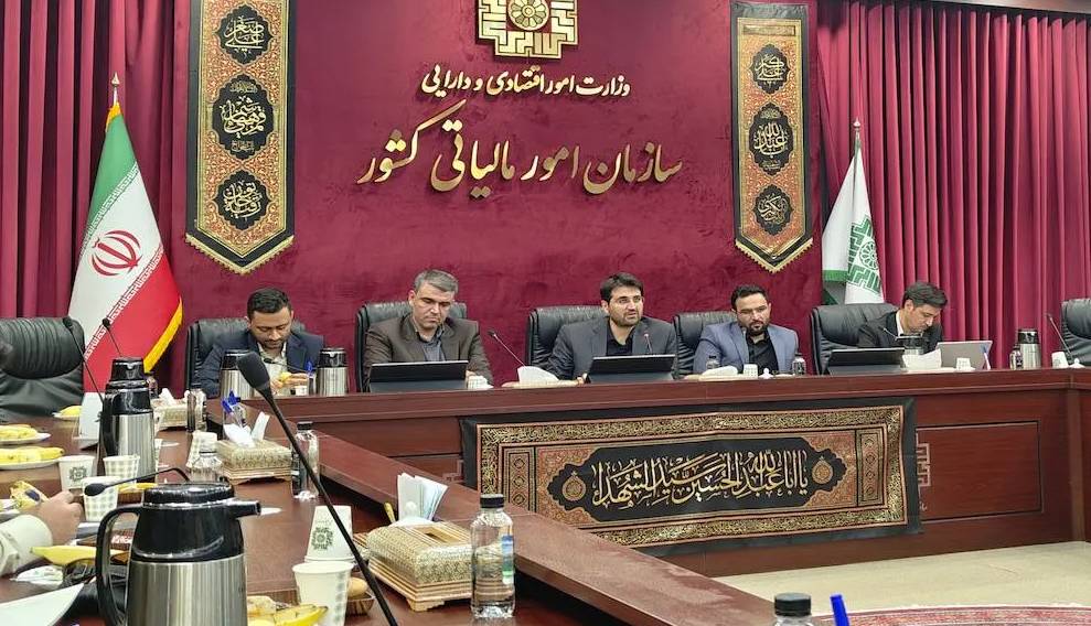 رئیس شورای عالی مالیاتی: از اول دی‌ماه 1404 تنها صورت حساب الکترونیکی اعتبار دارد