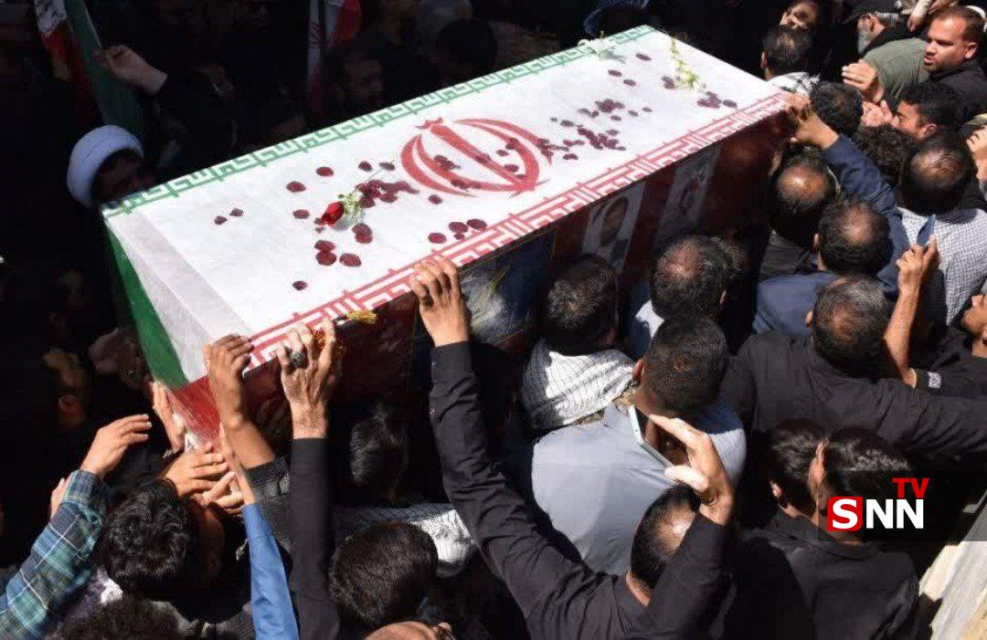 تشییع پیکر مطهر شهید جواد کریم‌کشته در زاهدان  