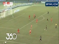 گل اول یوکوهاما به لیورپول توسط آساهی اوئه‌ناکا در دقیقه 55