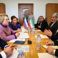 قالیباف: روسیه برای توسعه روابط اقتصادی با ایران نقش‌آفرینی کند