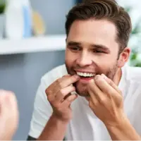 نخ دندان جایگزین سرنگ‌های دردناک واکسن می‌شود