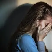 وقتی کسی نگران آینده یا مشکلیه، این حرف‌ها رو بهش نگو!