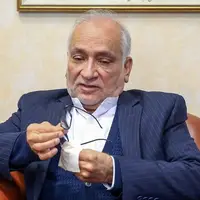 مرعشی: قرار نیست اداره مملکت را به گروه حسین شریعتمداری بدهیم، چون اکثریت نیستند
