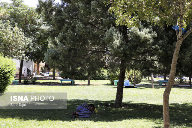 ماندگاری هوای گرم در لرستان