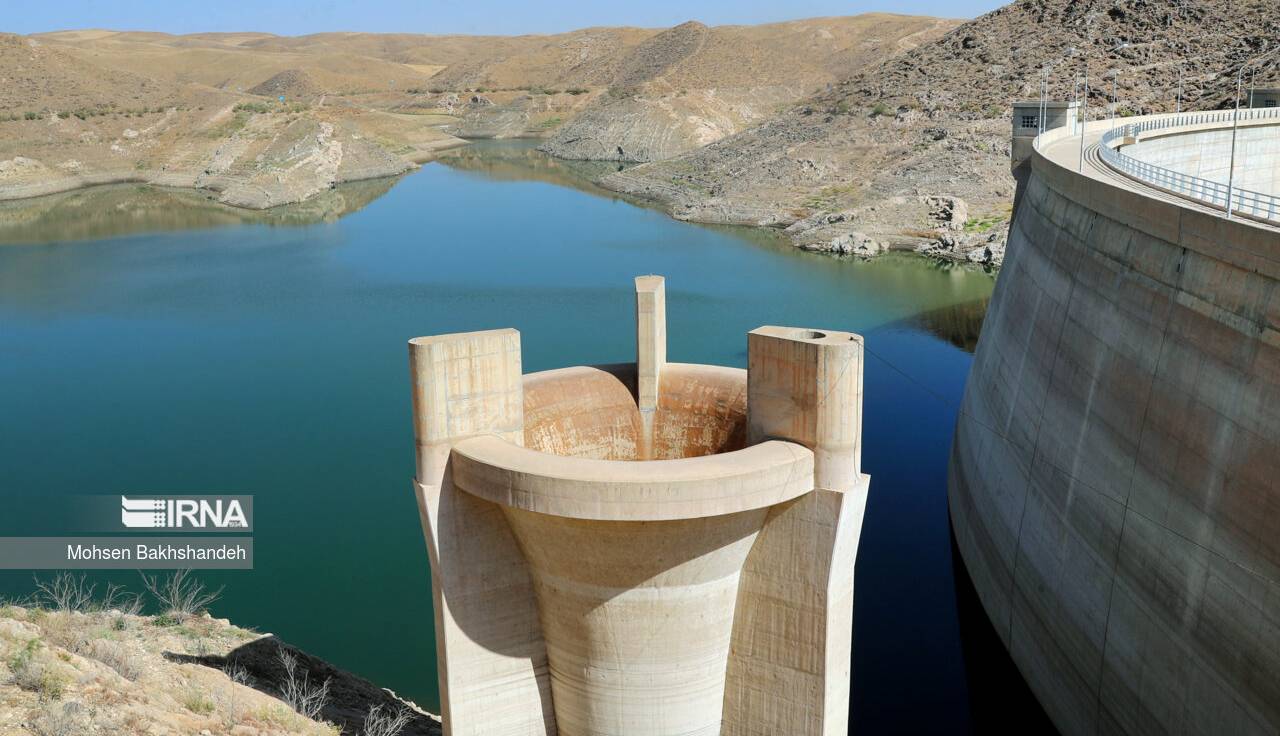 ۵۶ درصد مخازن سدهای کشور خالی است!