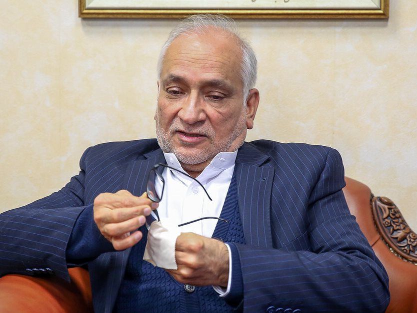 مرعشی: قرار نیست اداره مملکت را به گروه حسین شریعتمداری بدهیم، چون اکثریت نیستند
