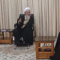 جوادی آملی: جامعه را کسی می‌تواند در بزنگاه‌ها هدایت کند که درک سیاسی و اجتماعی عمیقی داشته باشد