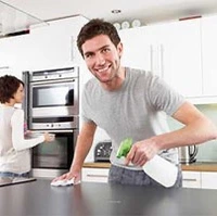 زوجین باید در کارها به یکدیگر کمک کنند
