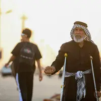 پیرمردی که سقای زائران مسیر بهشت شد