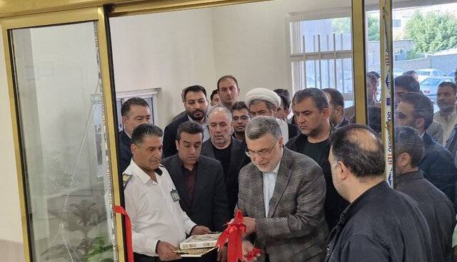 مرکز جامع سلامت بستان‌آباد با حضور وزیر بهداشت افتتاح شد