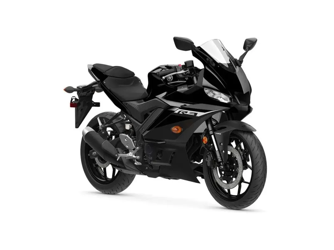 یاماها YZF-R3 در برابر کاوازاکی نینجا 500: کدام برای افراد تازه‌کار مناسب‌تر است؟