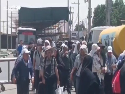 عزیمت زائران به کربلا در گرمای حدود 60 درجه مهران