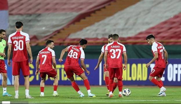 چالش جدی هاشمیان و بن‌بست در لیست بزرگسالان پرسپولیس
