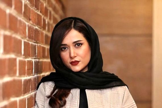 پریناز ایزدیار، راننده کامیون شد!
