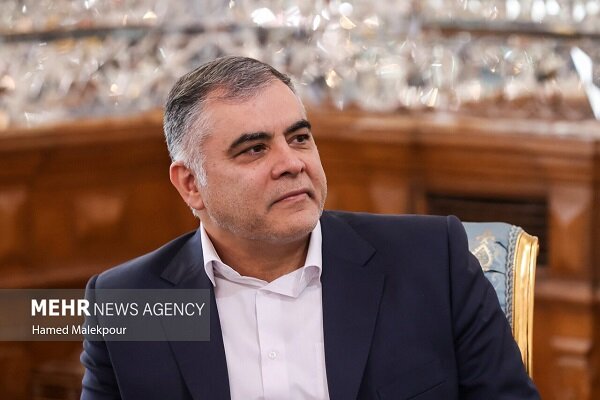 وزیر نفت سرگردانی 40 میلیون بشکه نفت ایران را تکذیب کرد