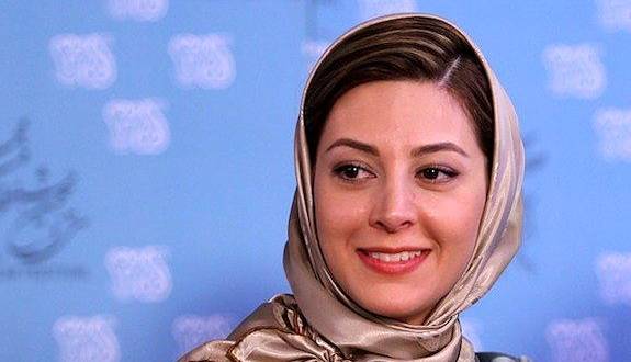چهره ها/ بازیگر لیسانسه‌ها با ژستی عجیب در اینستاگرام ظاهر شد!
