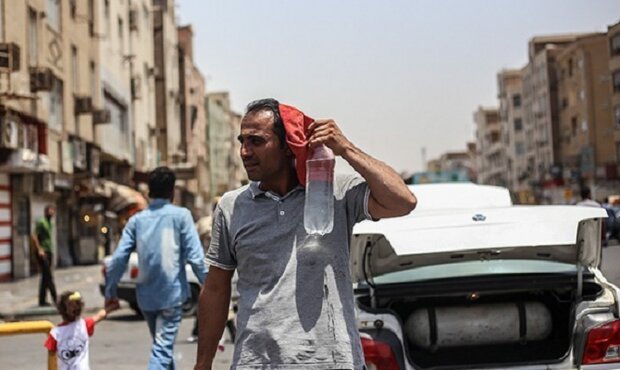 توده گرما در اصفهان ماندگار شد؛ احتمال رگبار باران و گردوخاک