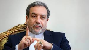 عراقچی در گفت‌وگو با فایننشال تایمز: تا زمانی که بر «غنی‌سازی صفردرصد» اصرار داشته باشند، توافقی در کار نخواهد بود