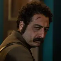 چهره ها/ عکس هنری بازیگر شکارگاه در ترکیبی از نور و تاریکی