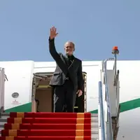 رییس جمهور با استقبال نواز شریف وارد اسلام آباد شد