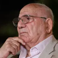تاثر عمیق حشمت مهاجرانی از درگذشت مصطفوی