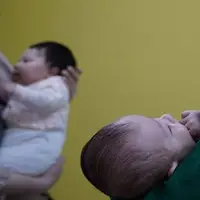 شیر مادر، نخستین داروی زندگی نوزادان است