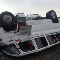جزئیات واژگونی مینی‌بوس در گردنه صلوات‌آباد سنندج؛ ۱۴ ورزشکار مصدوم شدند