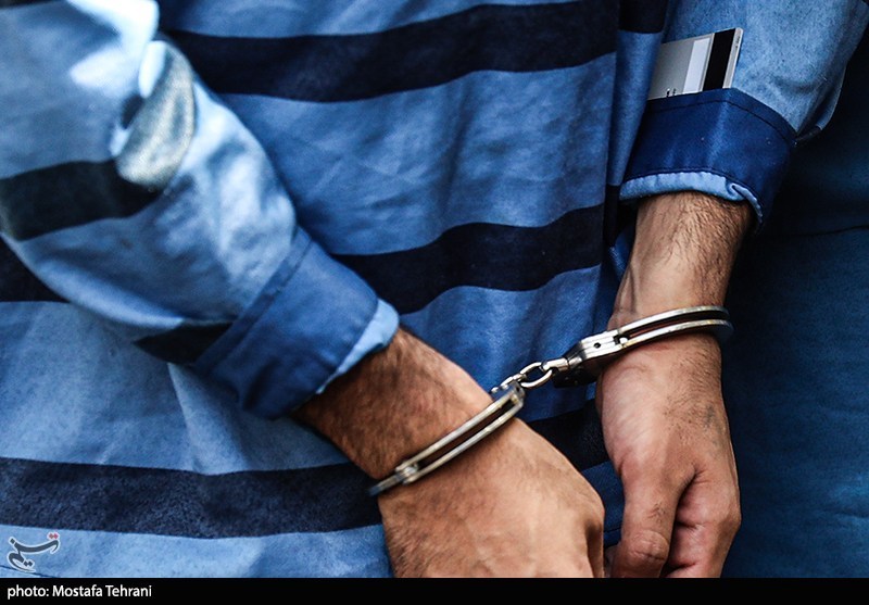 قاچاقچی اشیای تاریخی در مرز مهران دستگیر شد