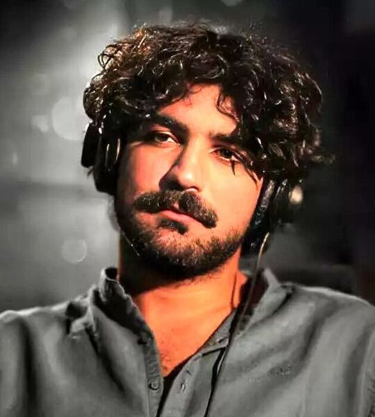 بخشی از آهنگ «امشب» عرفان طهماسبی