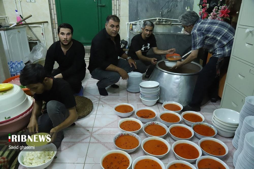  آیین سنتی و معنوی حلواپزان در اهر همزمان با ایام شهادت حضرت رقیه(س)