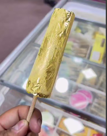 بستنی با روکش طلا در هند!
