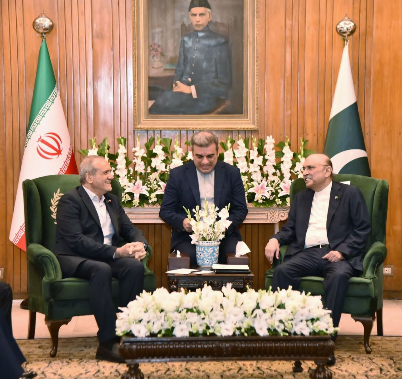 رئیسجمهور پاکستان از شجاعت ملت ایران در جنگ ۱۲ روزه اسرائیل تمجید کرد