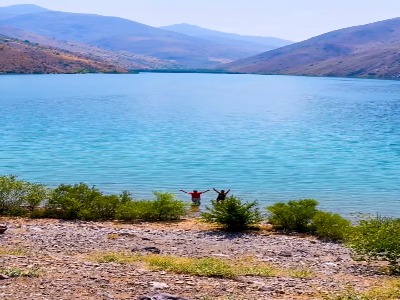 دریاچه زیبای گهر