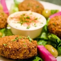 طرز تهیه سس فلافل؛ تجربه یک طعم بی‌نظیر!