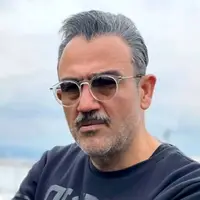 چهره ها/ لحظه‌ای از دنیای مهران غفوریان در خیابان‌های شهر!