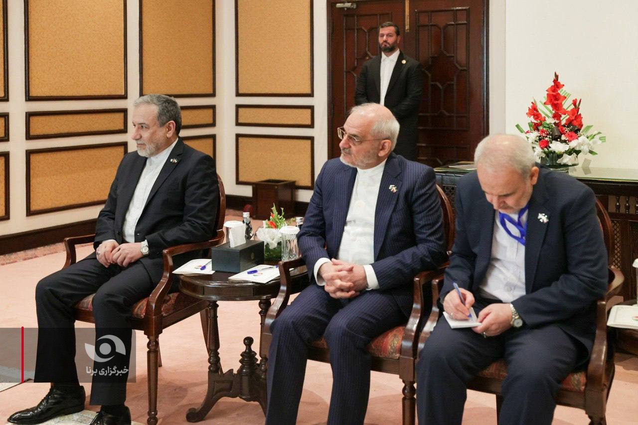عکس/ دیدار وزیر امور خارجه پاکستان با پزشکیان و عراقچی در اسلام آباد