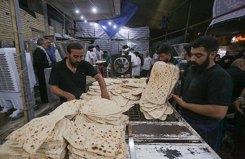 اختصاص ۵۱۵ تُن آرد برای تأمین نان موکب‌های اصفهان