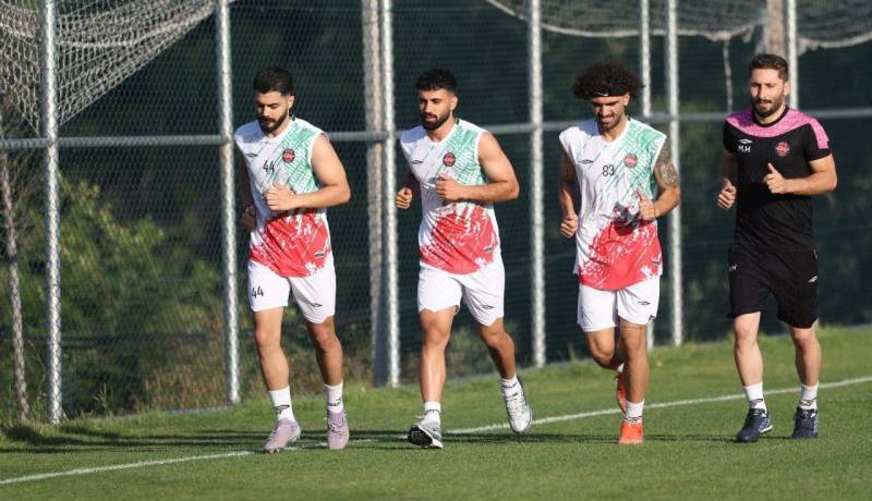 تراکتور راهی تهران می‌شود