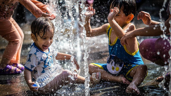 گرما در لرستان همچنان یکه‌تازی می‌کند