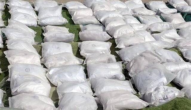 کشف ۳۰۰ کیلو ماده روانگردان شیشه 