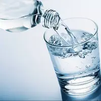 اولین راه پیشگیری برای سنگ کلیه خوردن آب است