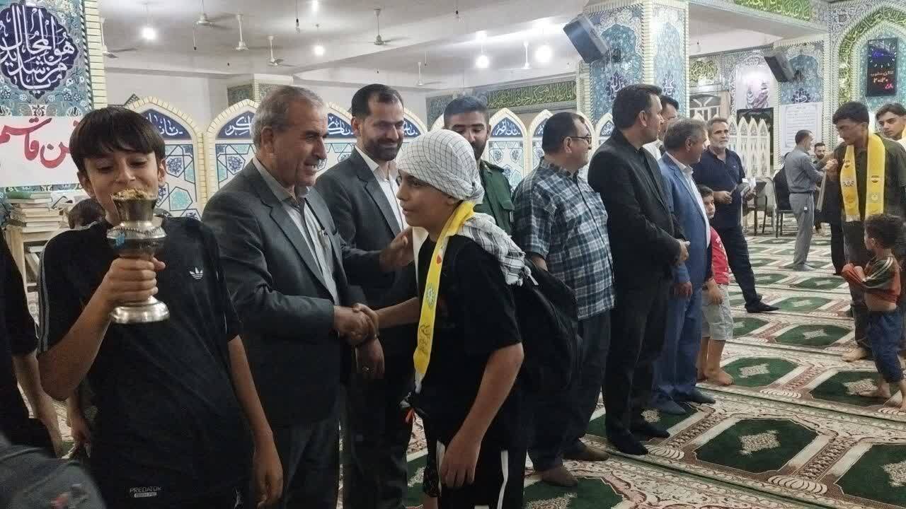 عزیمت نخستین کاروان دانشآموزی شهرستان کهگیلویه به پیادهروی اربعین